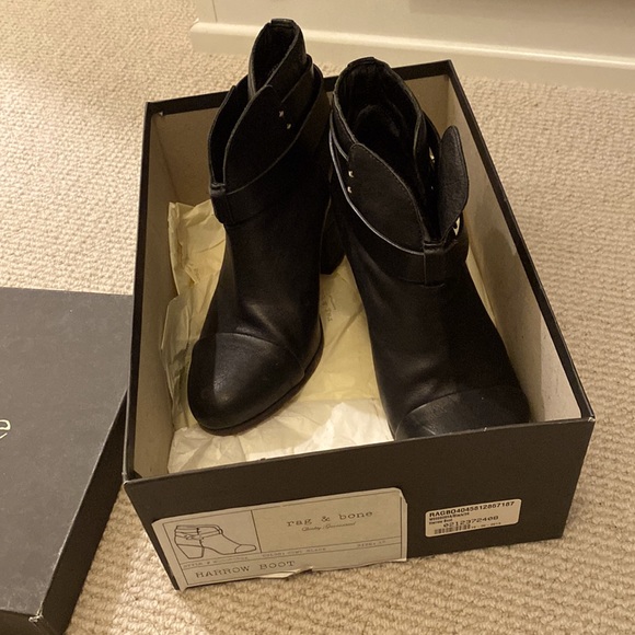 rag & bone Harlow Boot in black - Picture 1 of 3